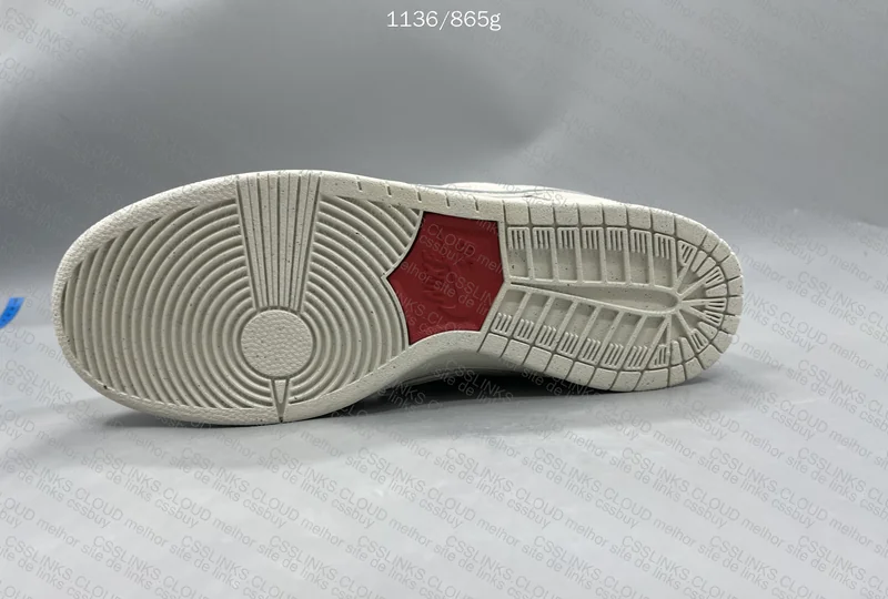 Nike SB Dunk Low City of Love Light Bone 6