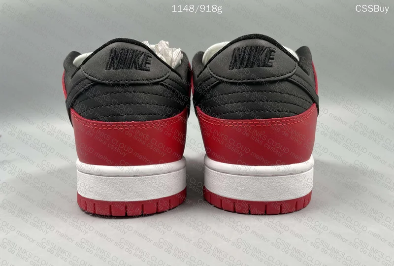 Nike SB Dunk Low J-Pack Chicago 3