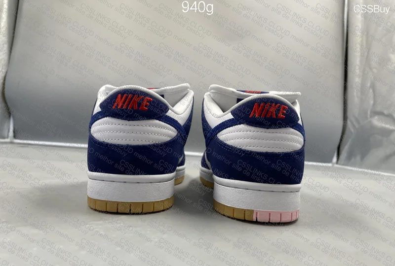 Nike SB Dunk Low LA Dodgers 3