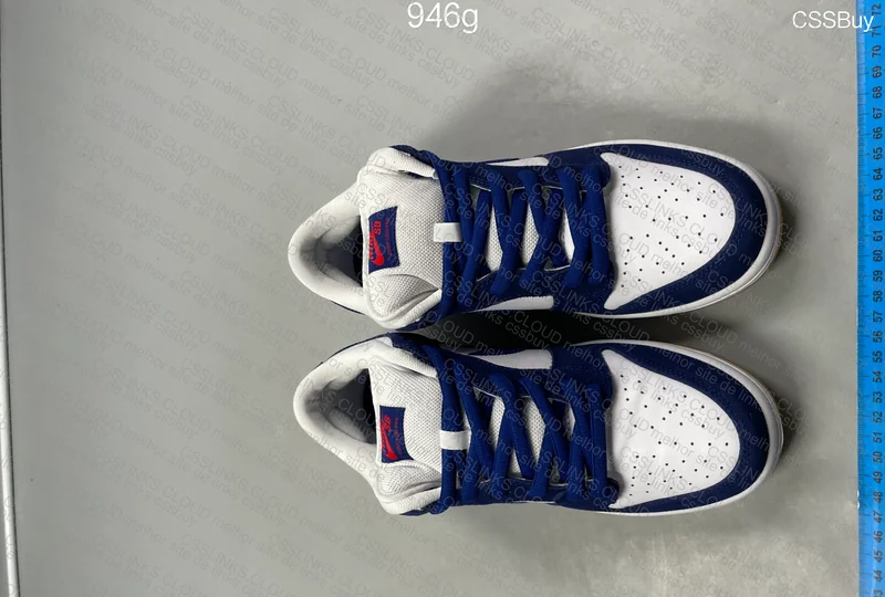 Nike SB Dunk Low LA Dodgers 4