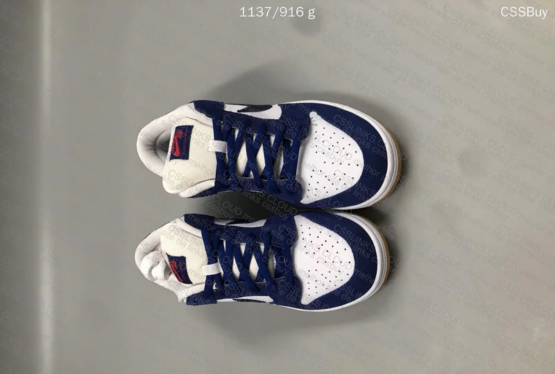 Nike SB Dunk Low LA Dodgers 2
