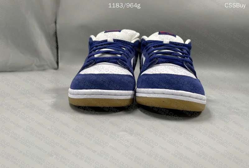 Nike SB Dunk Low LA Dodgers 11