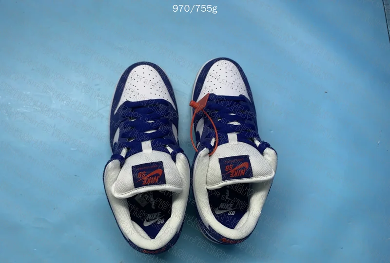 Nike SB Dunk Low "Los Angeles Dodgers" 4