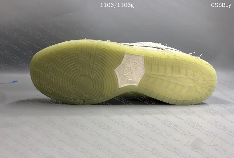 Nike SB Dunk Low Mummy - M Batch - (GL or RL?)