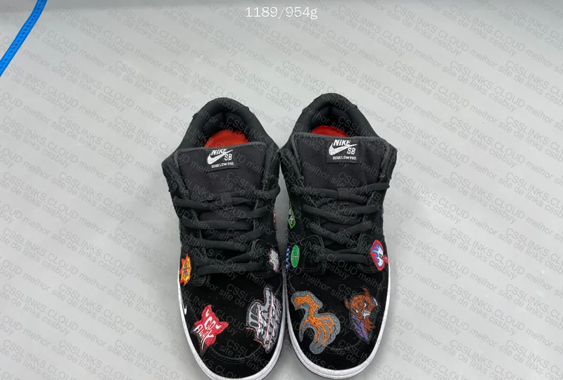 Nike SB Dunk Low Neck Face 5