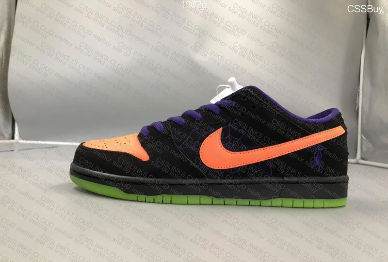 Nike SB Dunk Low - Night of Mischief Halloween