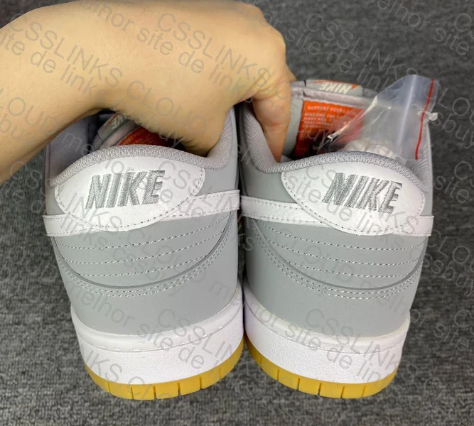 Nike SB Dunk Low Orange Label Grey Gum 5
