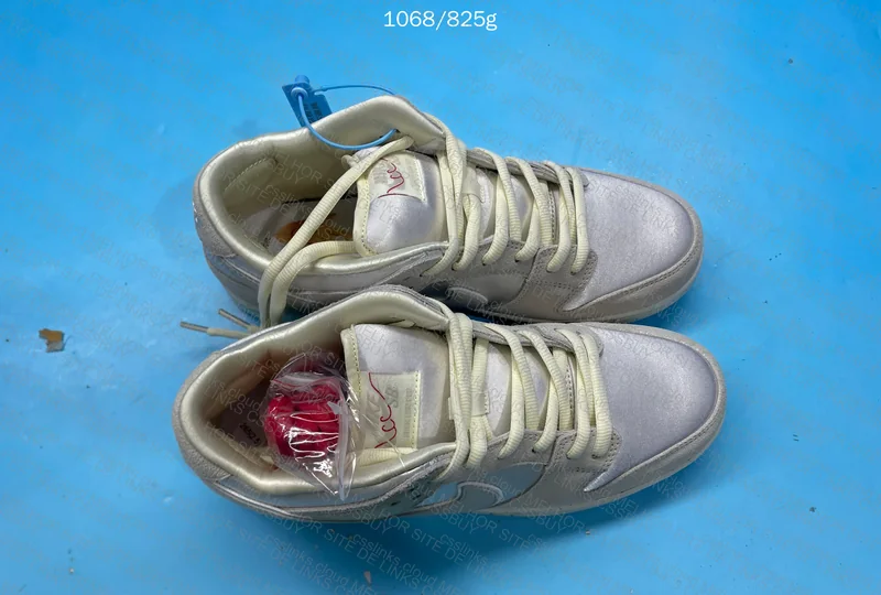 Nike SB Dunk Low Price: 220¥ Size: 40 BR / 42 EUR