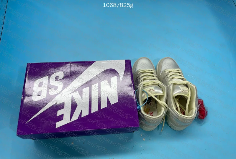 Nike SB Dunk Low Price: 220¥ Size: 40 BR / 42 EUR 2