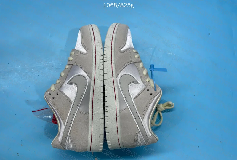 Nike SB Dunk Low Price: 220¥ Size: 40 BR / 42 EUR 4