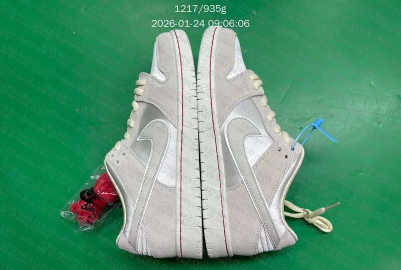 Nike SB Dunk Low Premium Light Bone 5