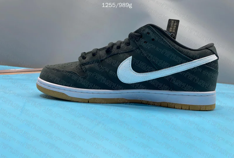 Nike SB Dunk Low Pro 4