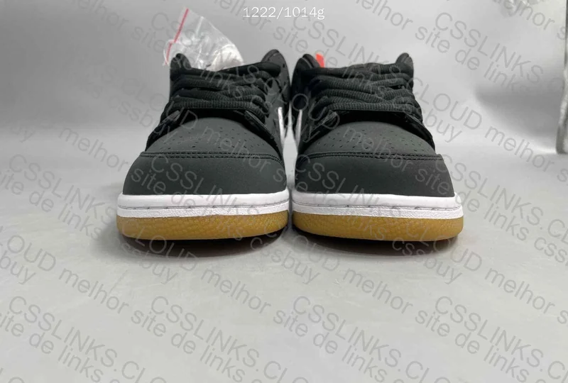 Nike SB Dunk Low Pro "Black Gum" 4