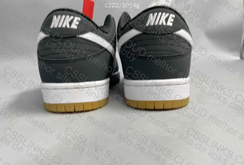 Nike SB Dunk Low Pro "Black Gum" 5