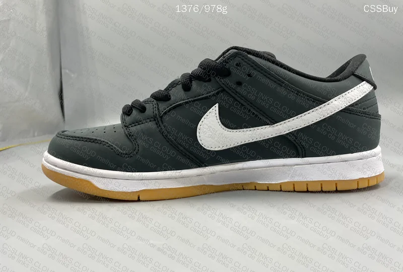 Nike SB Dunk Low Pro Black Gum SKU: CD2563-006 2
