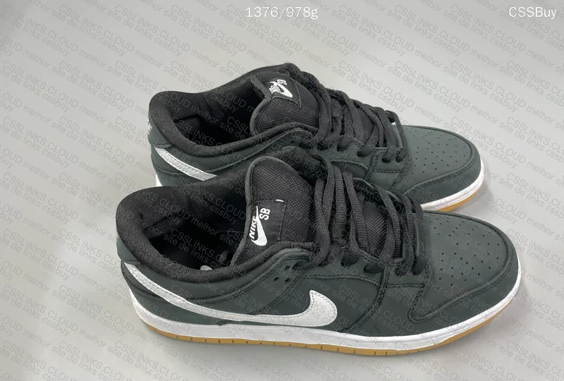 Nike SB Dunk Low Pro Black Gum SKU: CD2563-006 3