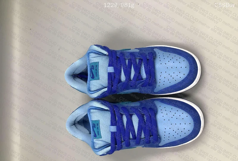 Nike SB Dunk Low Pro Blue Raspberry
