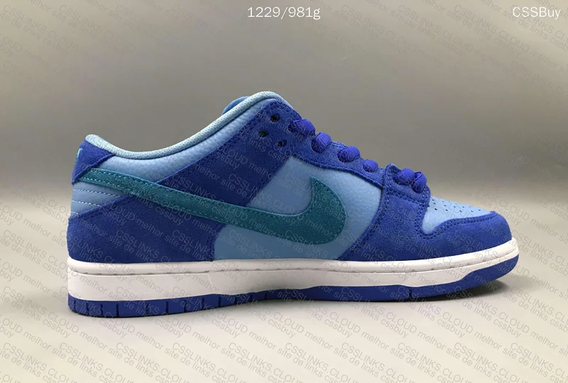 Nike SB Dunk Low Pro Blue Raspberry 4