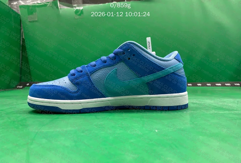 Nike SB Dunk Low Pro Blue Raspberry
