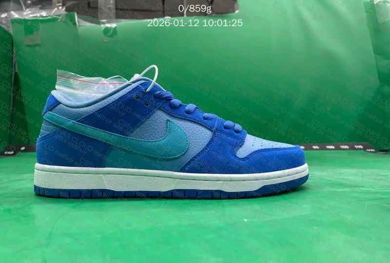 Nike SB Dunk Low Pro Blue Raspberry 7