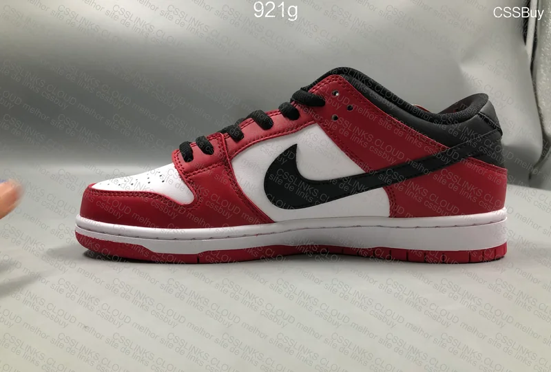 Nike SB Dunk Low Pro Chicago 4