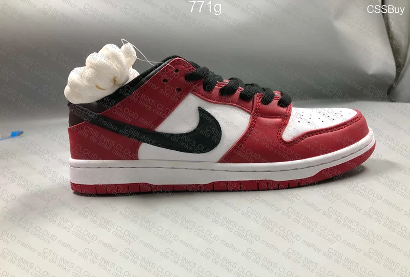 Nike SB Dunk Low Pro Chicago 5