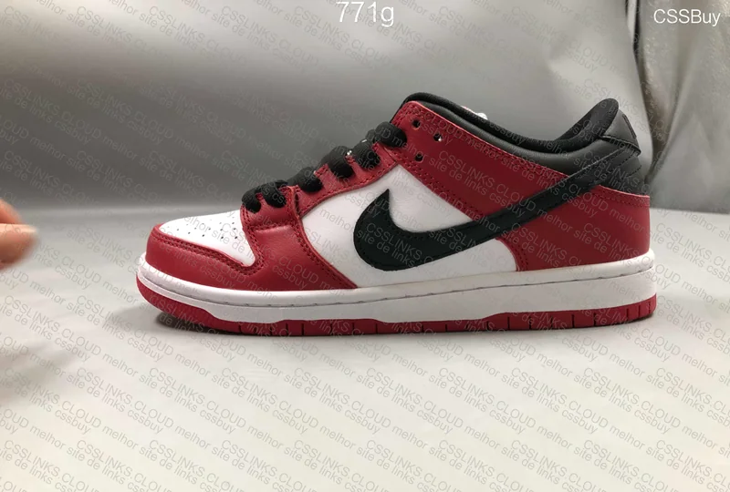 Nike SB Dunk Low Pro Chicago 6