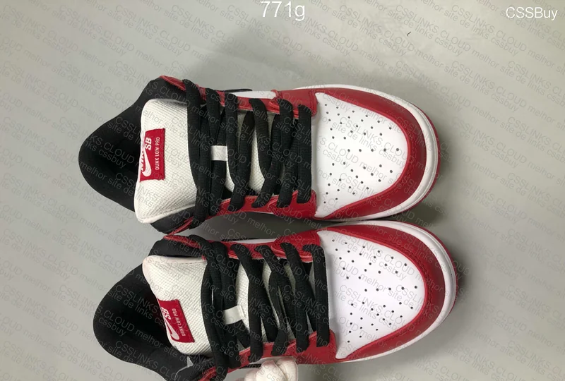 Nike SB Dunk Low Pro Chicago 7