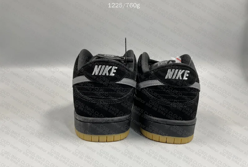 Nike SB Dunk Low Pro Grey Black 2