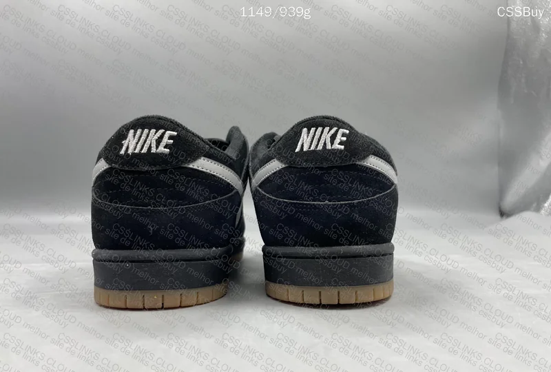 Nike SB Dunk Low Pro Grey Black (Swoosh Looks Too Light, Should I Exchange?) 3