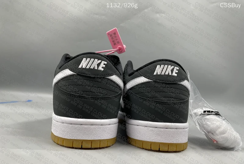 Nike SB Dunk Low Pro ISO 2