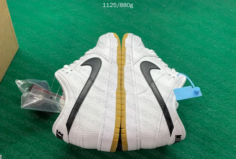 Nike SB Dunk Low Pro ISO White Gum
