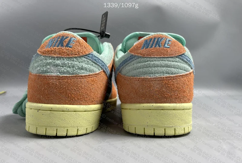 Nike SB Dunk Low Pro Orange Emerald Rise (SALE, Please Help) 3