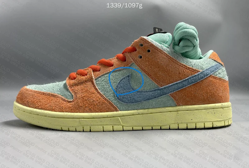 Nike SB Dunk Low Pro Orange Emerald Rise (SALE, Please Help) 4