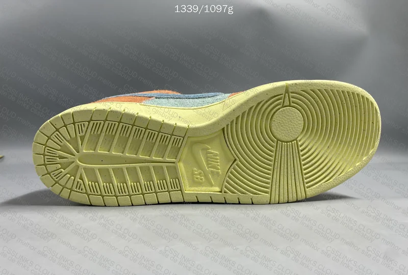 Nike SB Dunk Low Pro Orange Emerald Rise (SALE, Please Help) 6