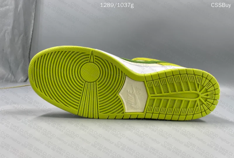 Nike SB Dunk Low Pro Sour 5