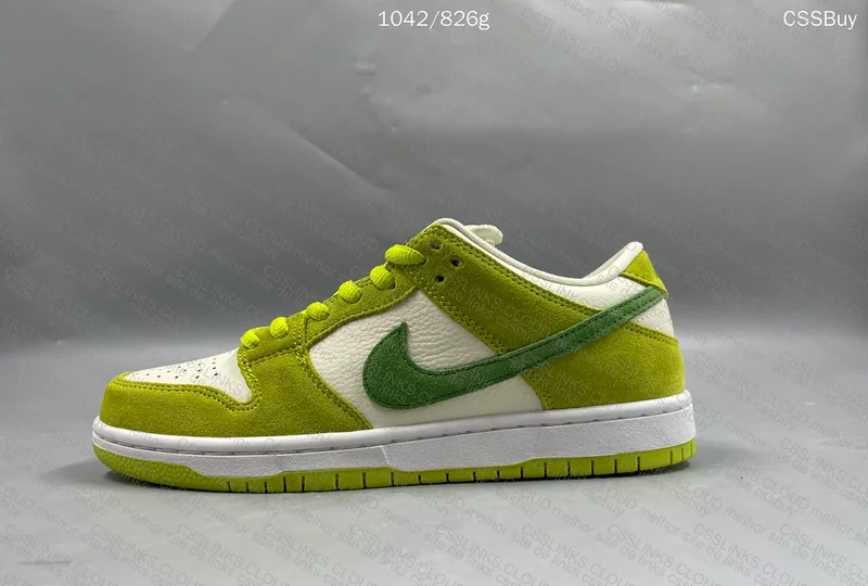 Nike SB Dunk Low Pro Sour Apple 2