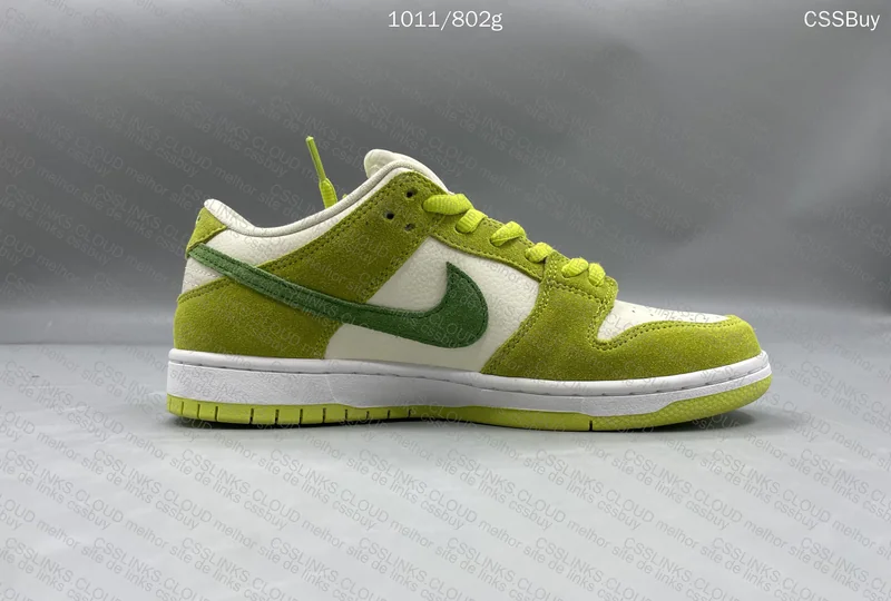 Nike SB Dunk Low Pro Sour Apple 5