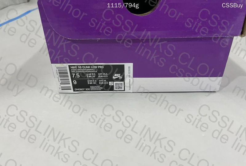 Nike SB Dunk Low Pro Sour Apple 5