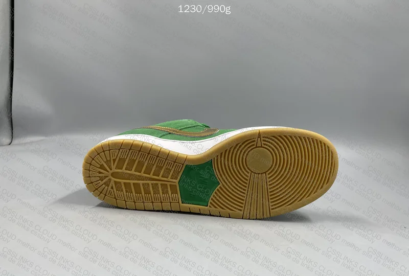 Nike SB Dunk Low Pro St. Patrick's Day 8