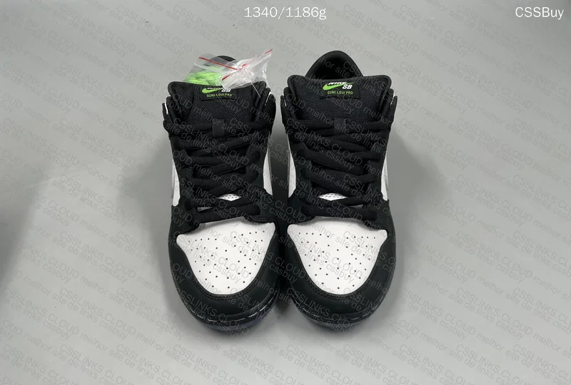 Nike SB Dunk Low Pro (Staple Panda Pigeon) GL? 2