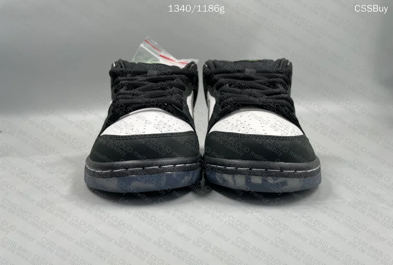 Nike SB Dunk Low Pro (Staple Panda Pigeon) GL? 3