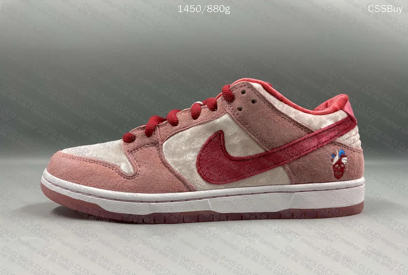 Nike SB Dunk Low StrangeLove (Valentine’s Day) 4