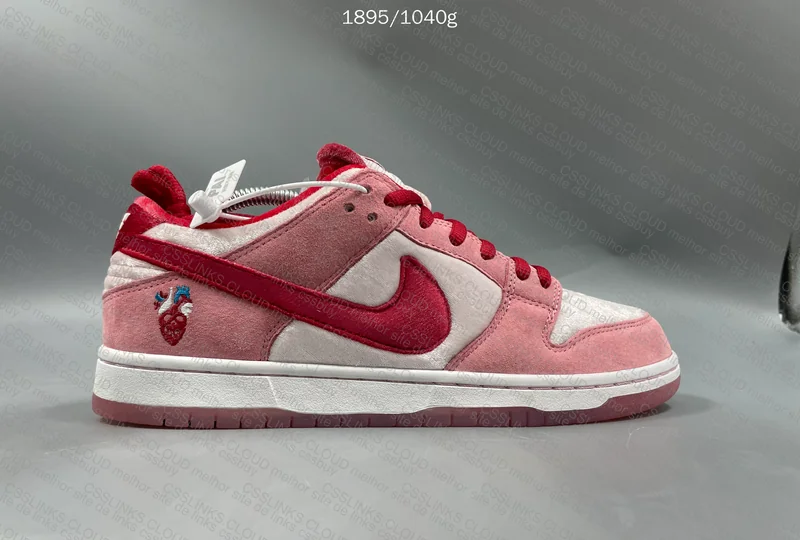 Nike SB Dunk Low StrangeLove Valentine's Day 8