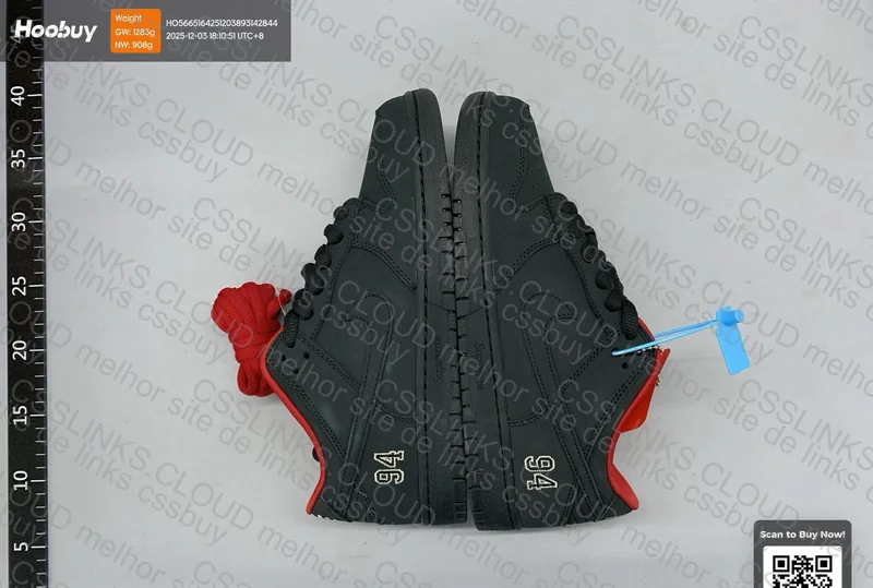 Nike SB Dunk Low Supreme 94 Black 4