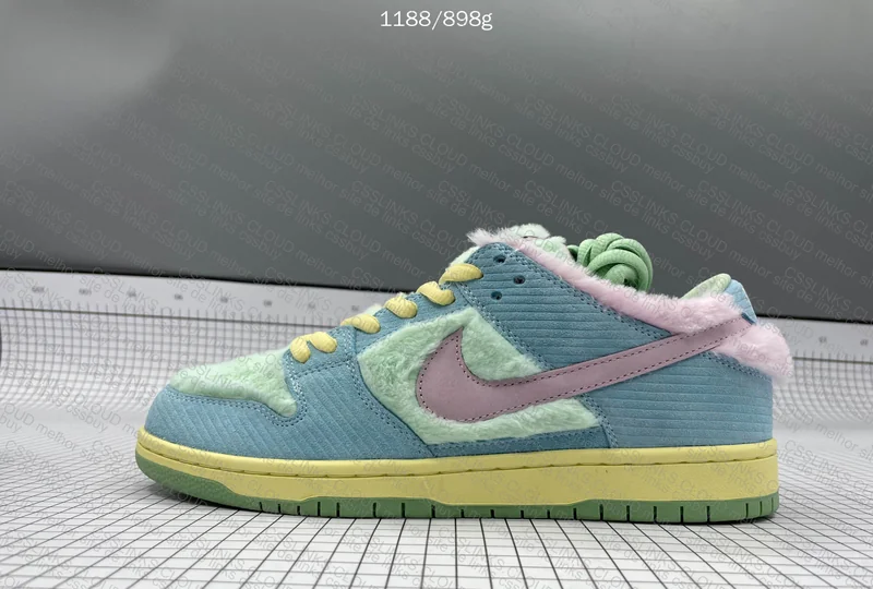 Nike SB Dunk Low Verdy Visty 4