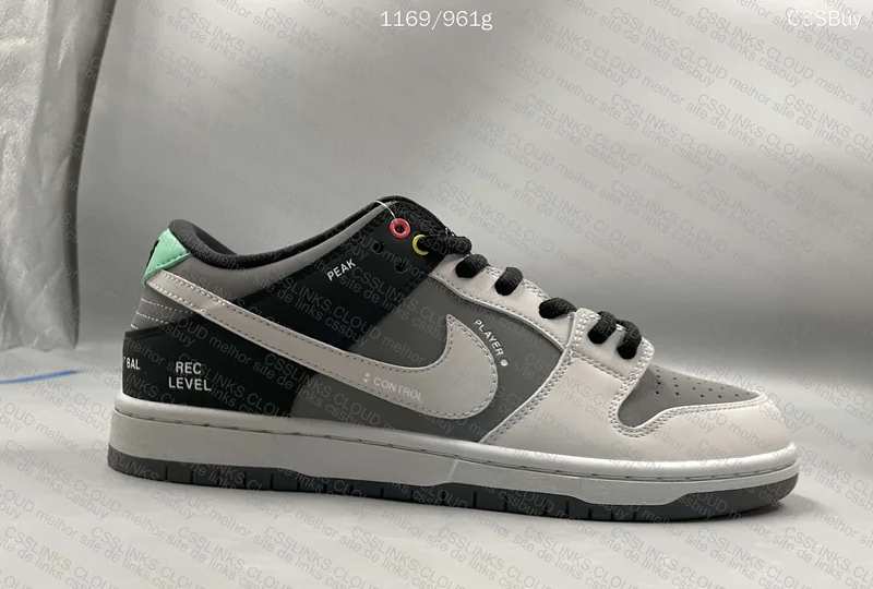 Nike SB Dunk Low VX 1000 4