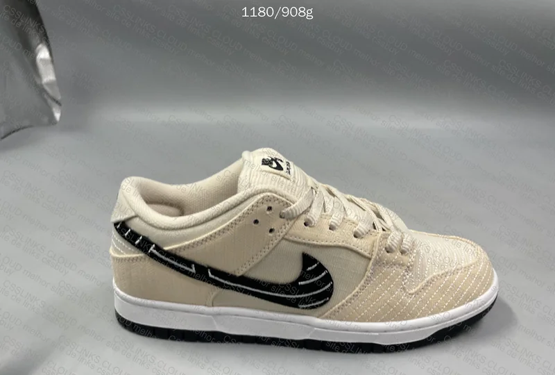 Nike SB Dunk Low x Albino & Preto 4
