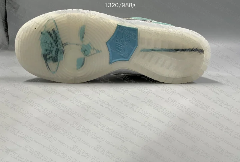 Nike SB Dunk Low x April (Would You Bring?) 10