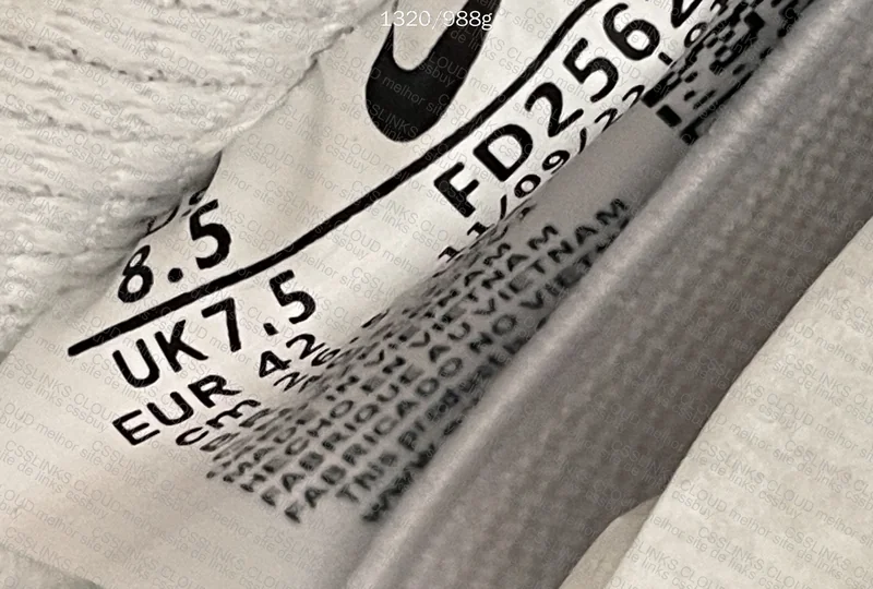 Nike SB Dunk Low x April (Would You Bring?) 7